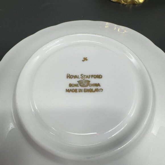 Royal Stafford Fine Porcelain China Teacup And Saucer England Heavy Gold Pattern - Picture 4 of 16